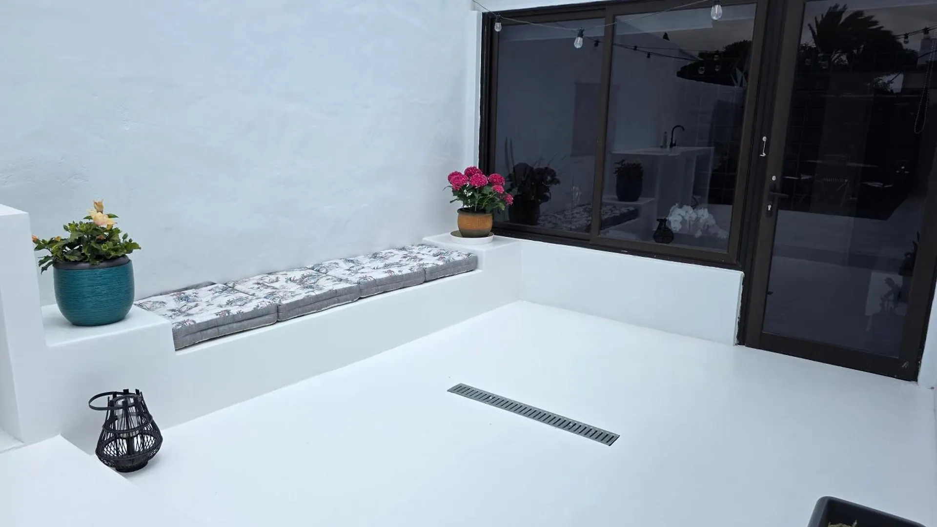 Alunita & Pirita, Habitacion Con Jardin, Terraza Y Wifi En Zona Tranquila Y Centrica Nazaret Spain